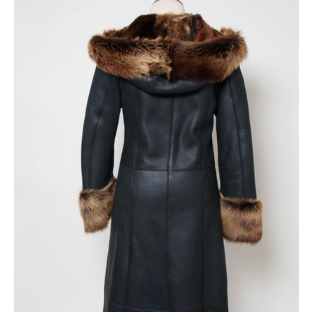 Shearling coat - Picture 4 of 8
